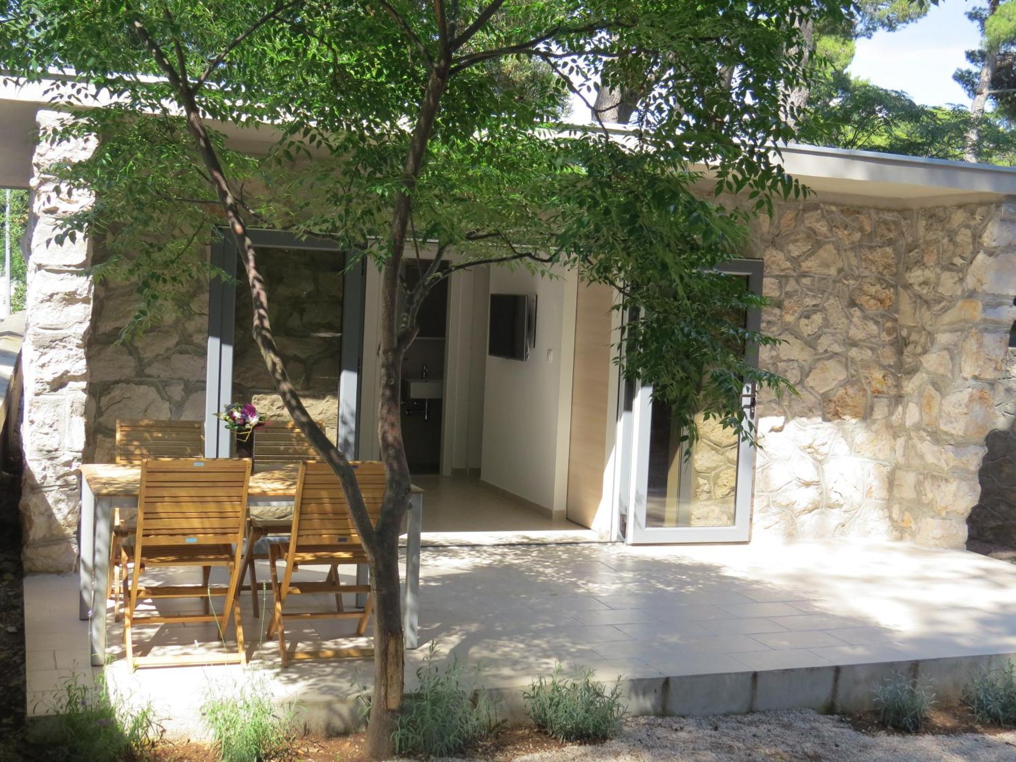 Camping Mia Bungalow & Mobile Home บีโอกราดนาโมรู ภายนอก รูปภาพ