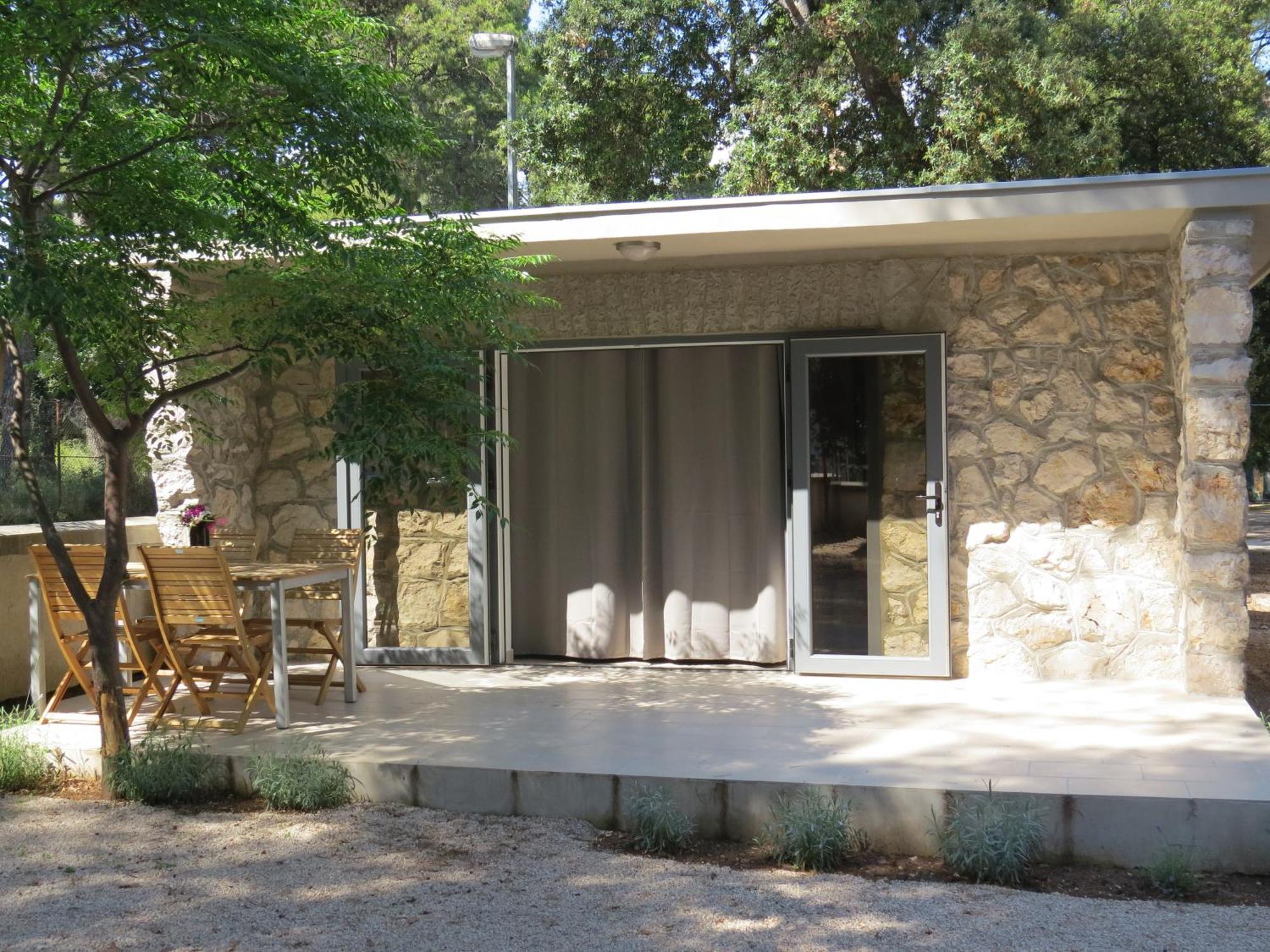 Camping Mia Bungalow & Mobile Home บีโอกราดนาโมรู ภายนอก รูปภาพ