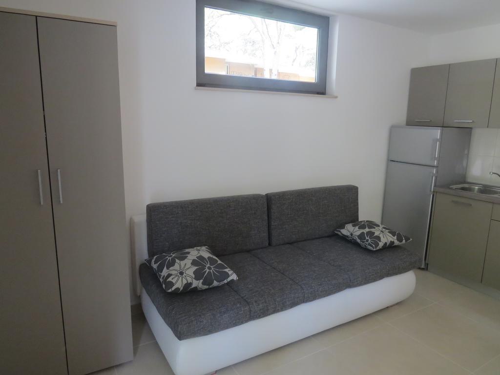 Camping Mia Bungalow & Mobile Home บีโอกราดนาโมรู ห้อง รูปภาพ